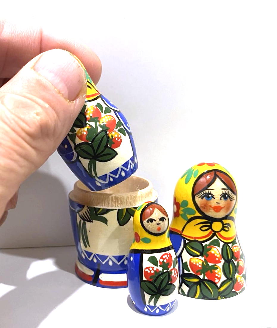 Vyatka Matryoshka Blue/yellow (3 nested set)