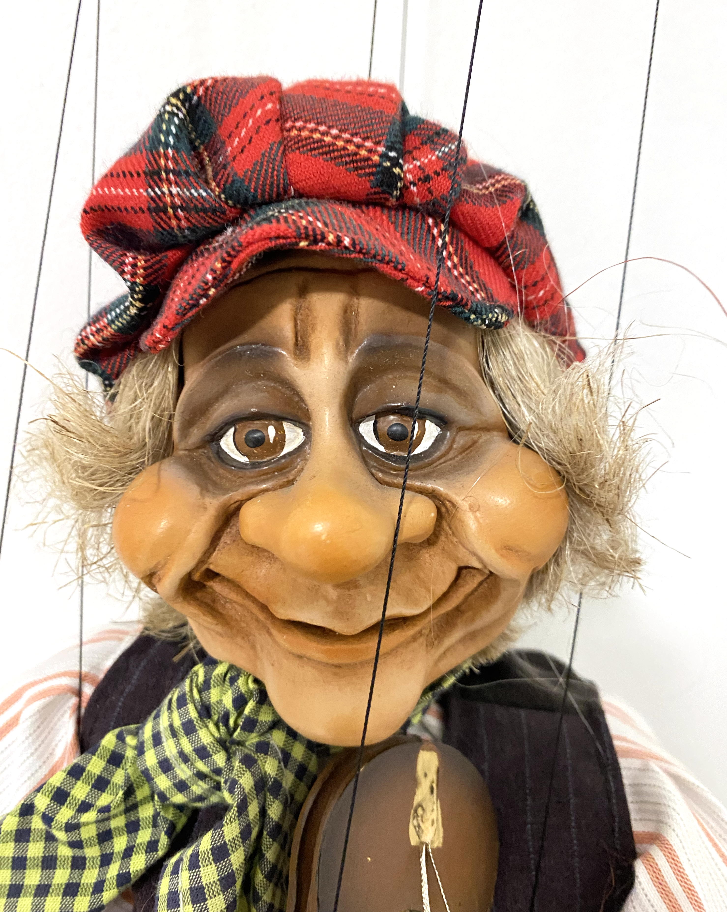Czech Marionette - Hurvinik with violin