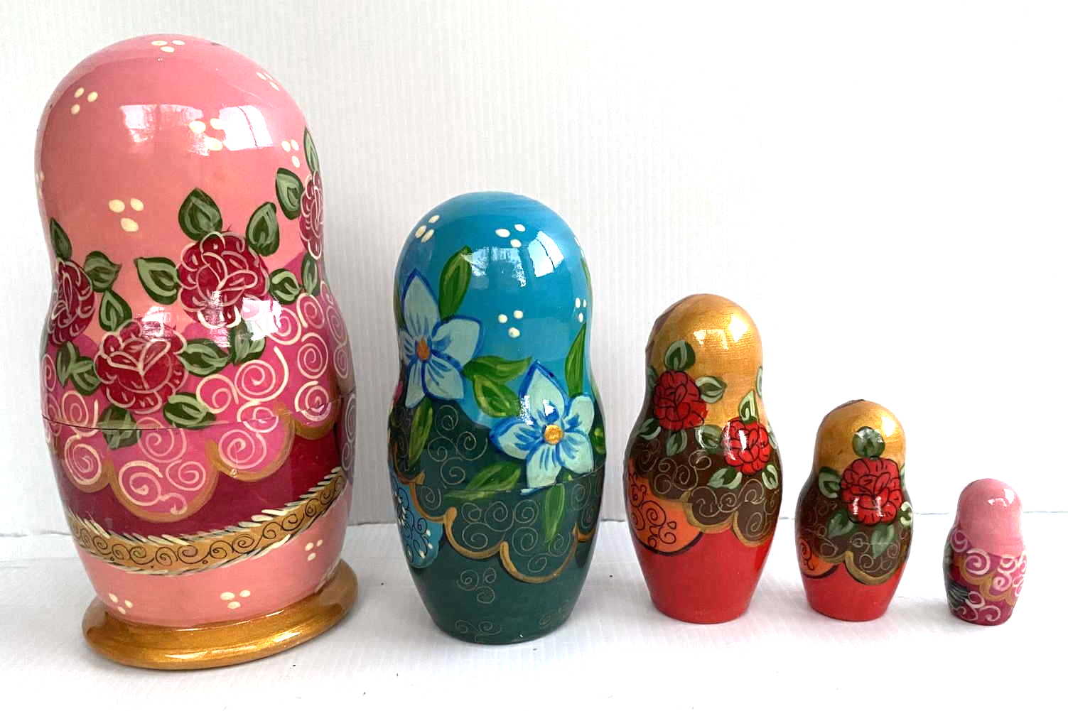 Svetik (Светик) Winter Forest Nesting Dolls - 5 Nested Set
