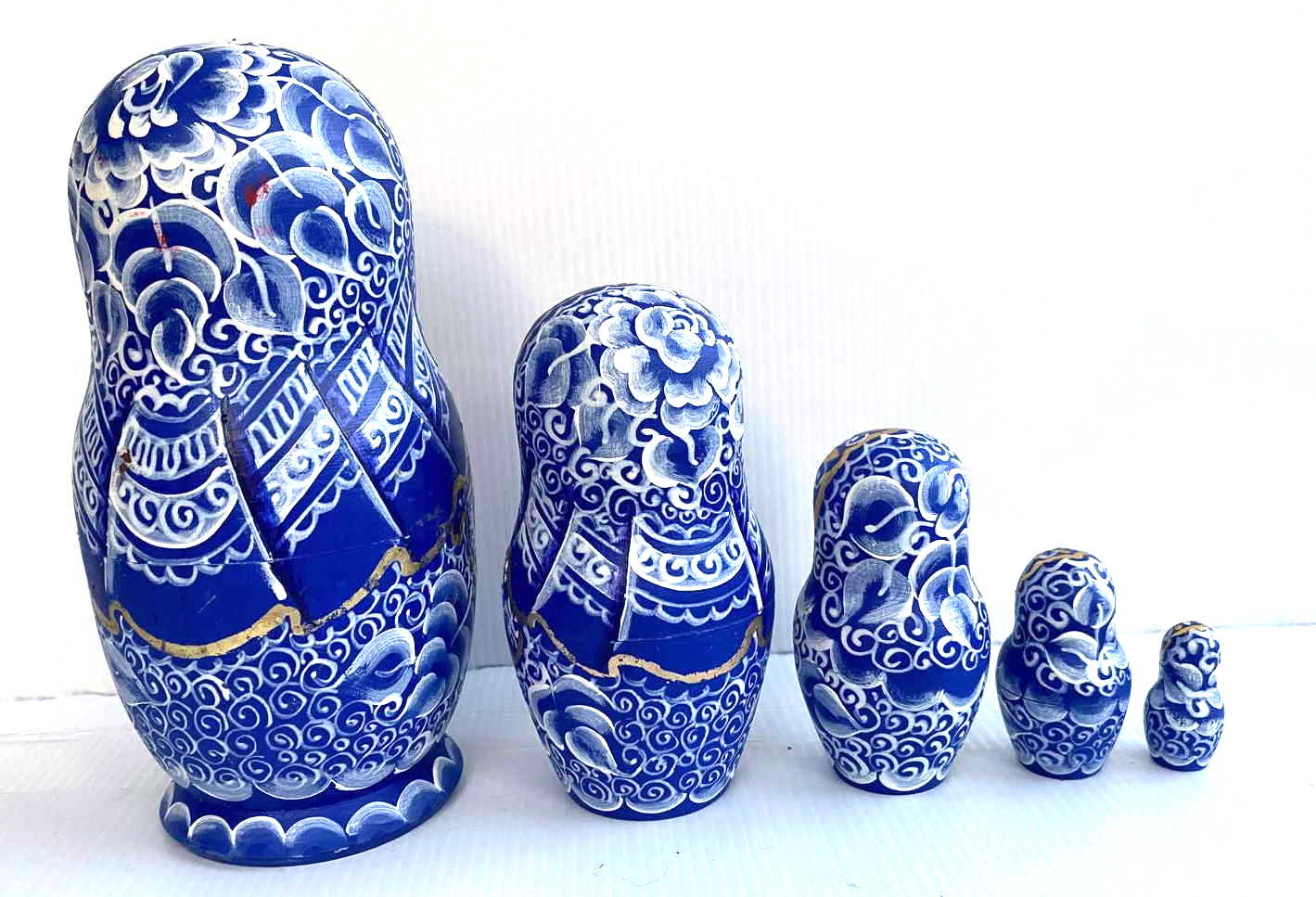 Morozova Blue & Gold Floral Nesting Dolls - 5 Nested Set