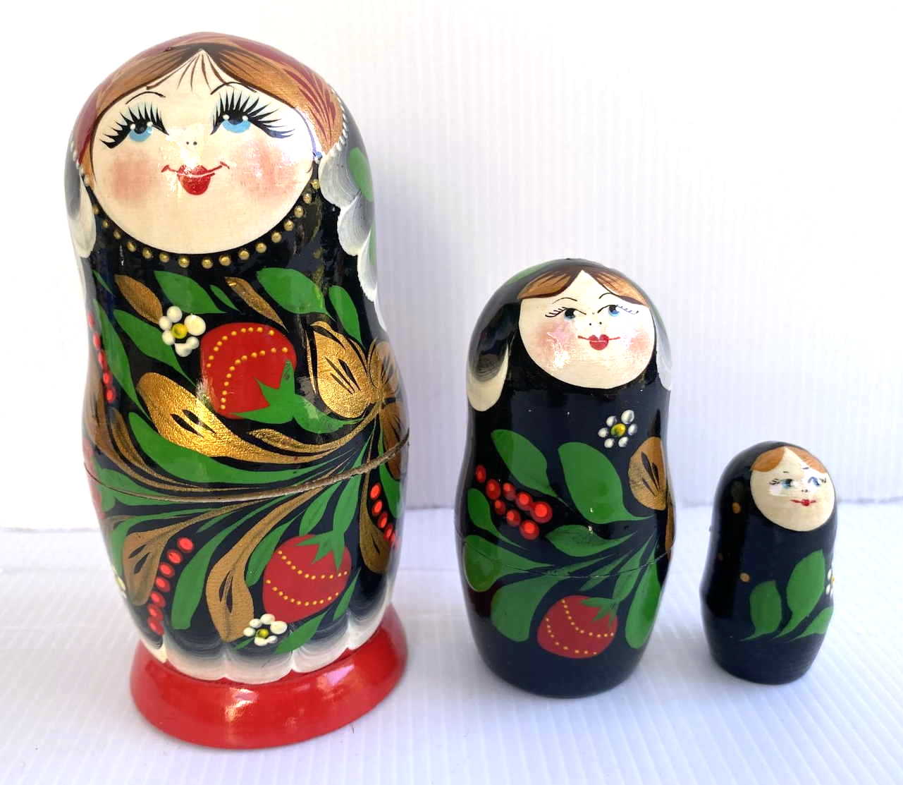 Khokhloma Black & Green Matryoshka – 3 Nested Set