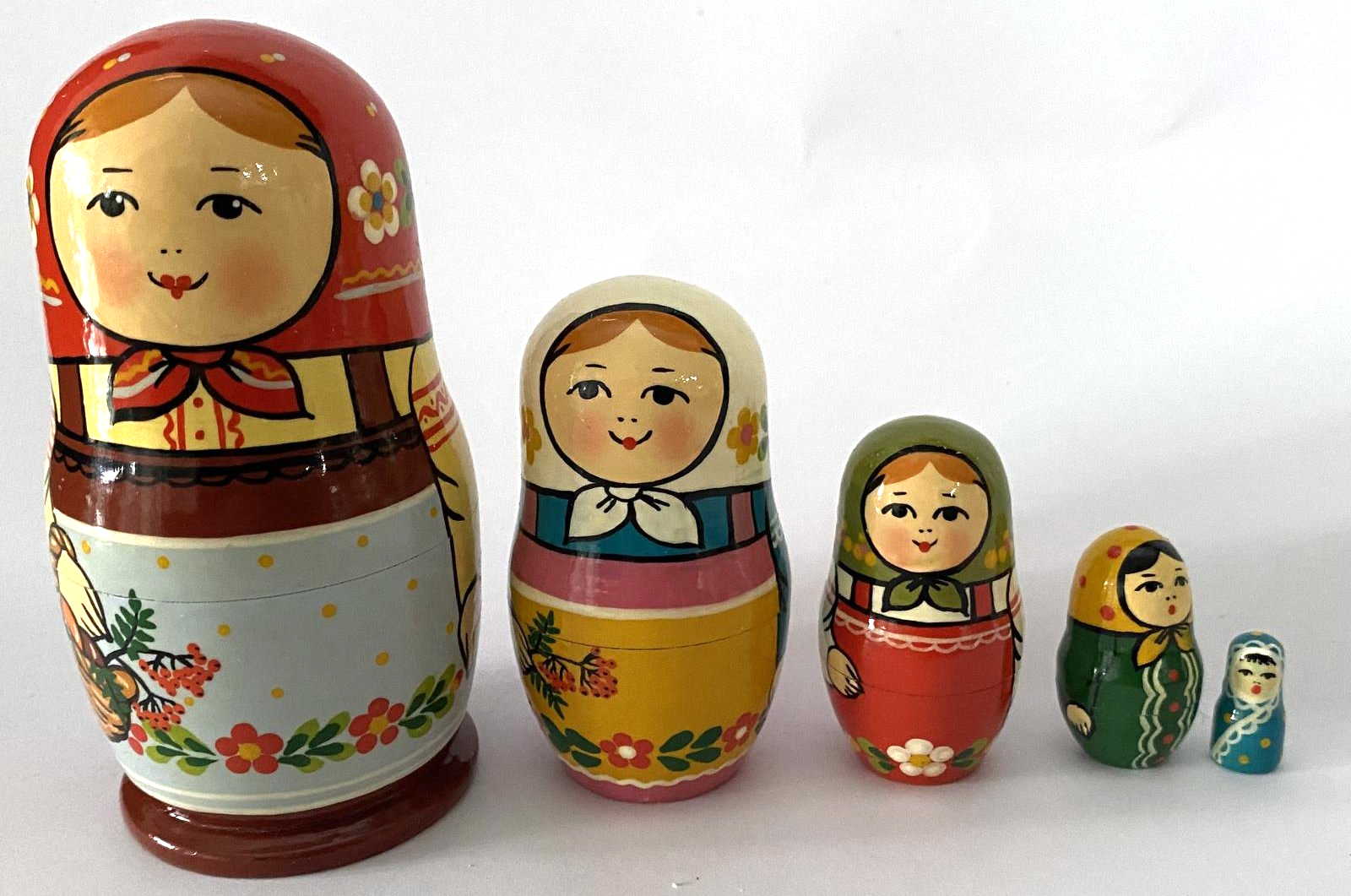Sergiev Posad Matryoshka by Agaeva – 5 Nested Set