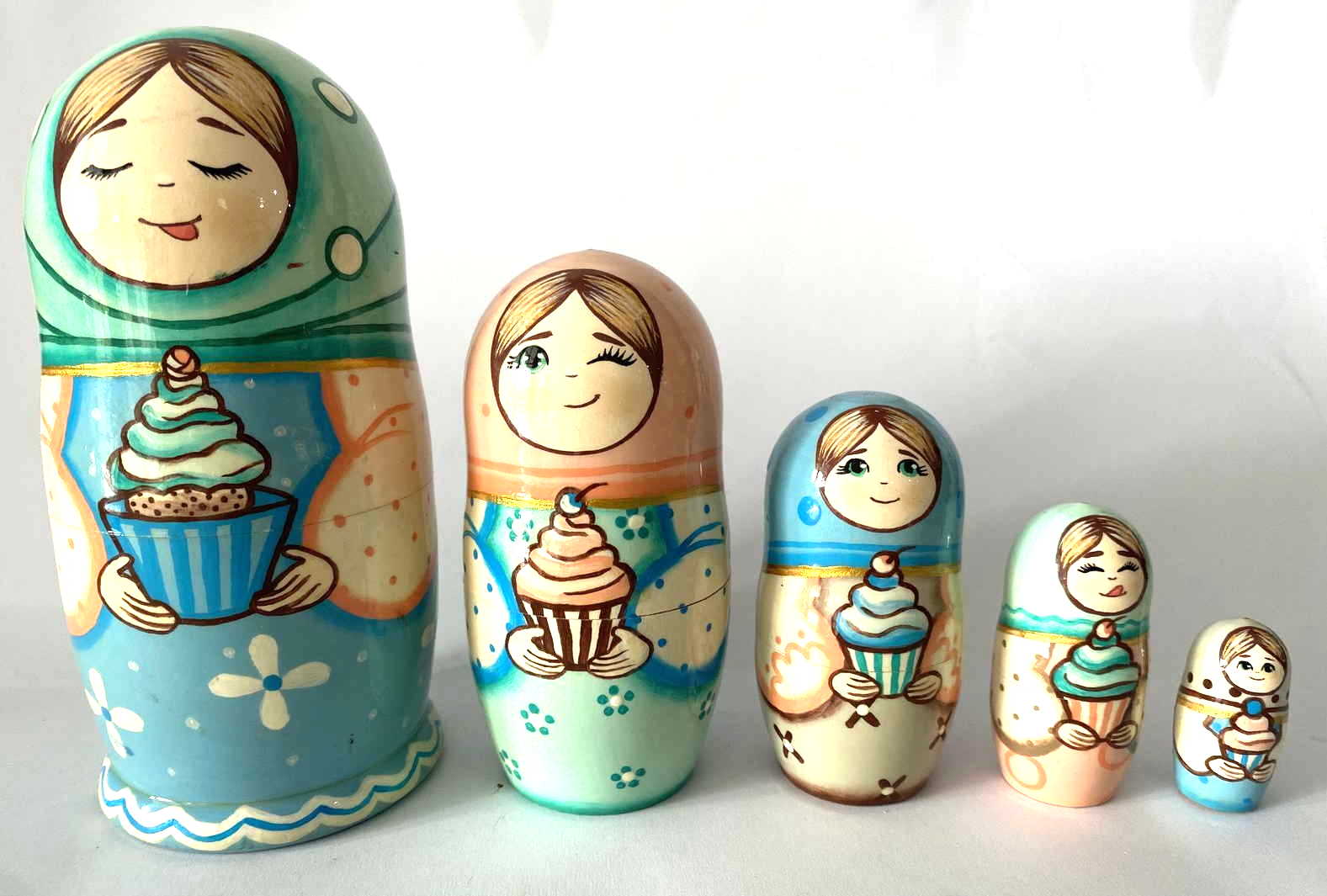 Zabyalova Cupcake Girls Nesting Dolls - 5 Nested Set