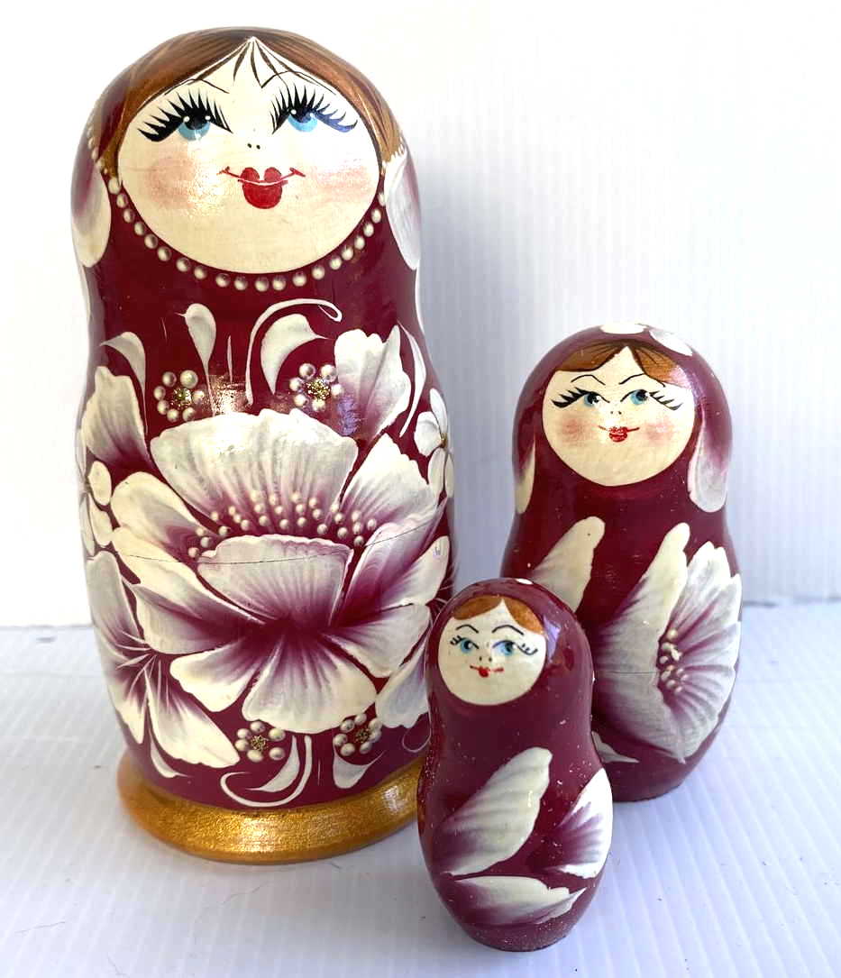 Crimson Floral Matryoshka Nesting Dolls – 3 Nested Set