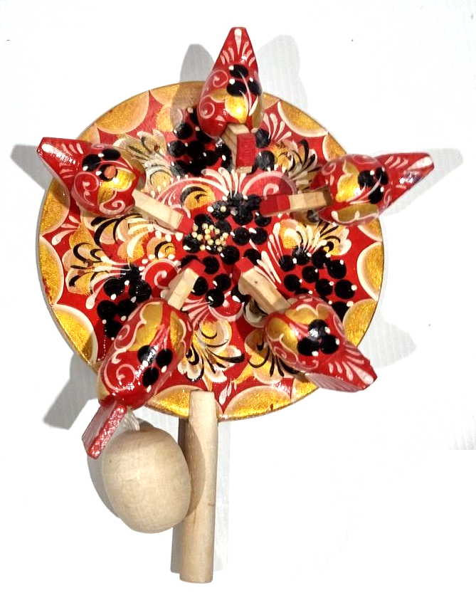 Bogorodsky Toy - Pecking Hens, Five Red Hens, Blackcurrants & Gold