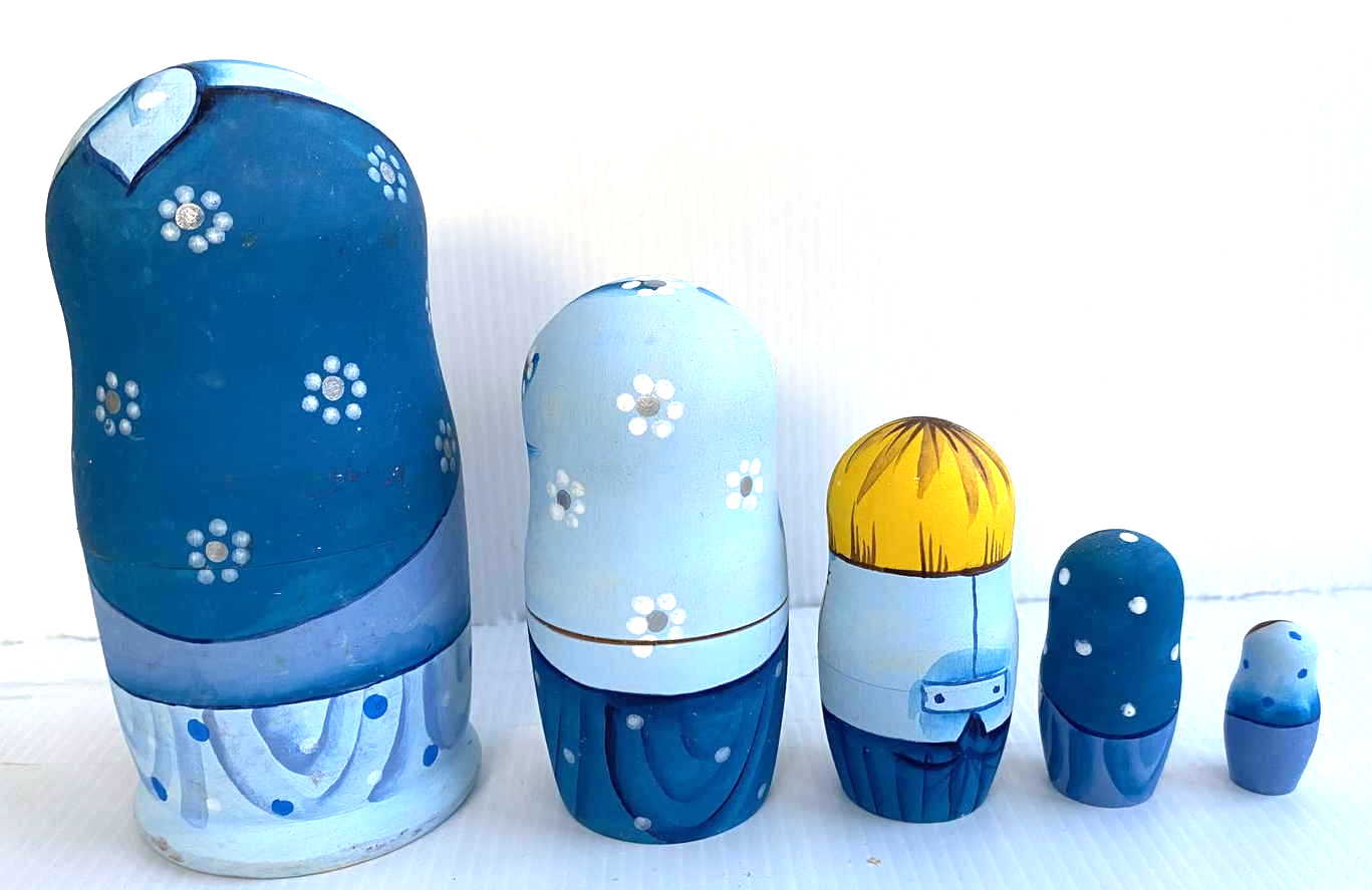Artist Matryoshka – Freckled Girl with Toys by Belyakova – 5 Nested Set