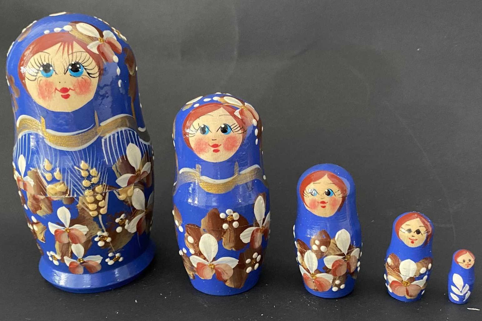 Blue Wheat & Floral Nesting Dolls – 5 Nested Set