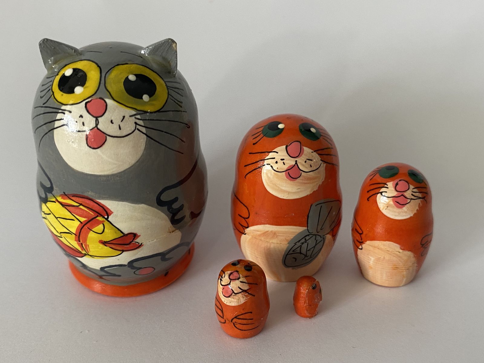 Miniature Comic Cat & Mouse Nesting Dolls – 5 Nested Set - 55mm
