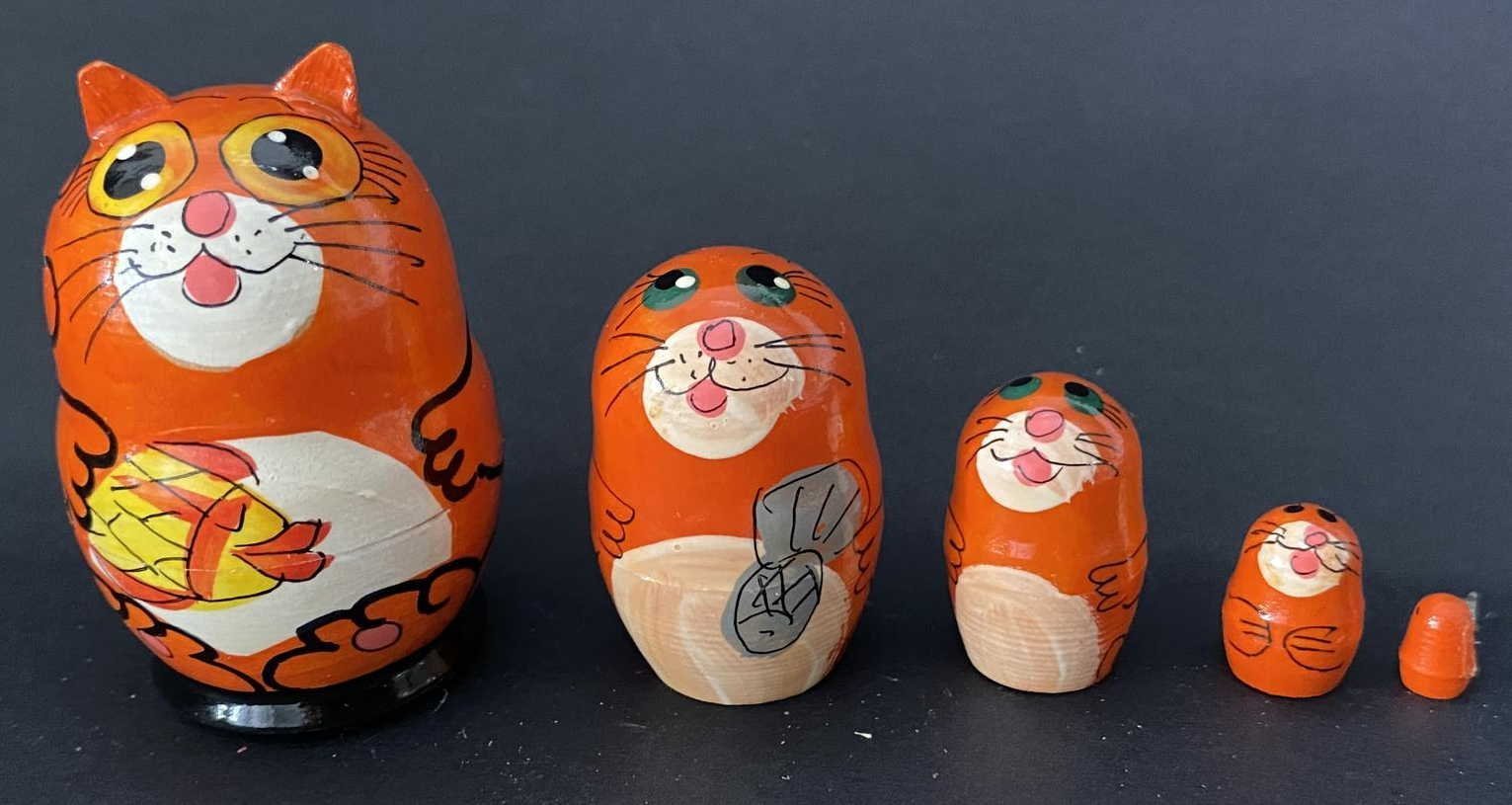 Miniature Cat Family Nesting Dolls – 5 Nested Set
